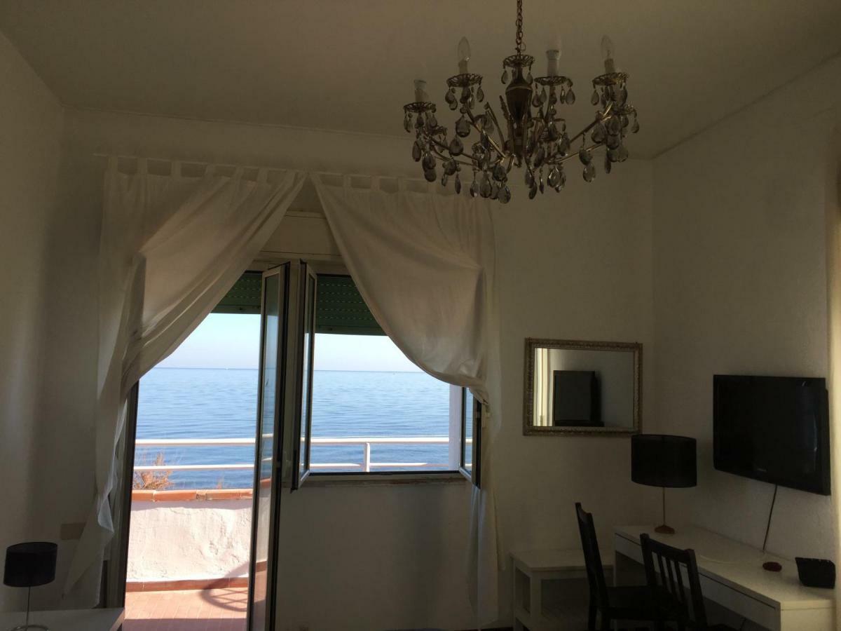 카리니 A Casa Di Giuseppe 2 B&B 외부 사진
