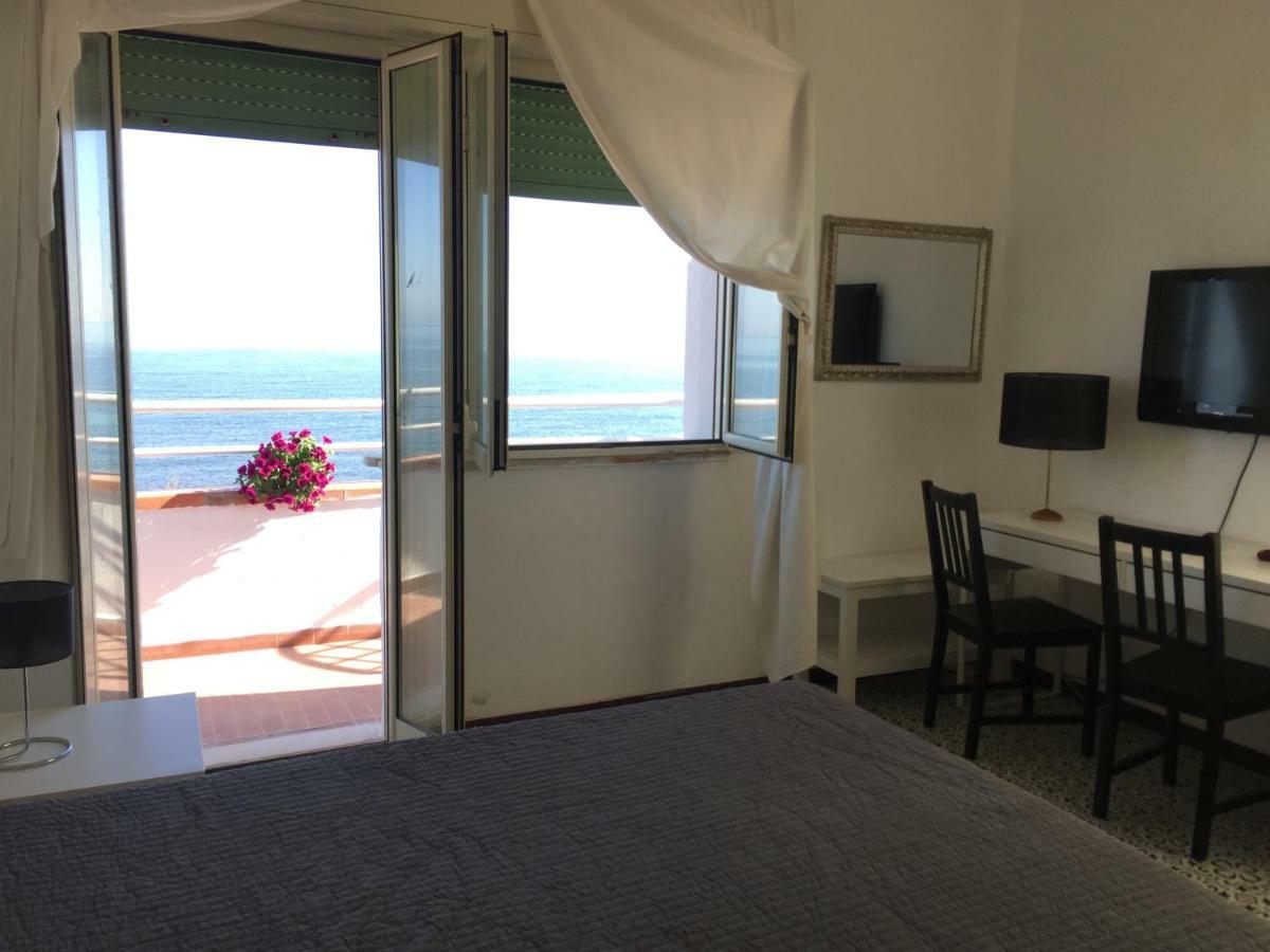 카리니 A Casa Di Giuseppe 2 B&B 외부 사진